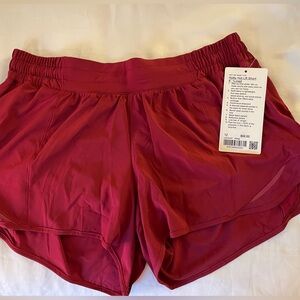 Lululemon Hotty Hot Shorts in Pomegranate, size 12
